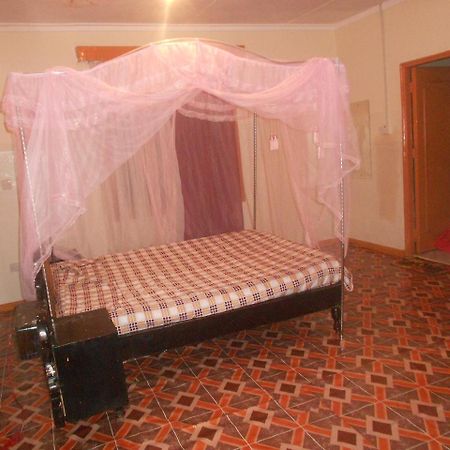 Mountain View Self Catering Guesthouse & Hostel Kisumu Bagian luar foto