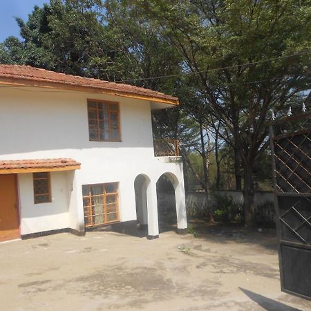 Mountain View Self Catering Guesthouse & Hostel Kisumu Bagian luar foto