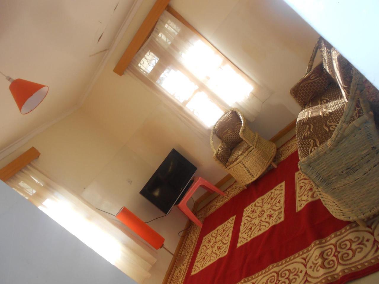 Mountain View Self Catering Guesthouse & Hostel Kisumu Bagian luar foto