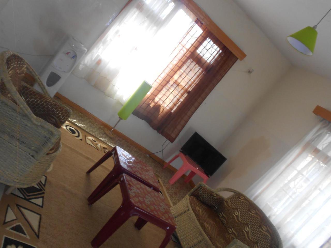 Mountain View Self Catering Guesthouse & Hostel Kisumu Bagian luar foto