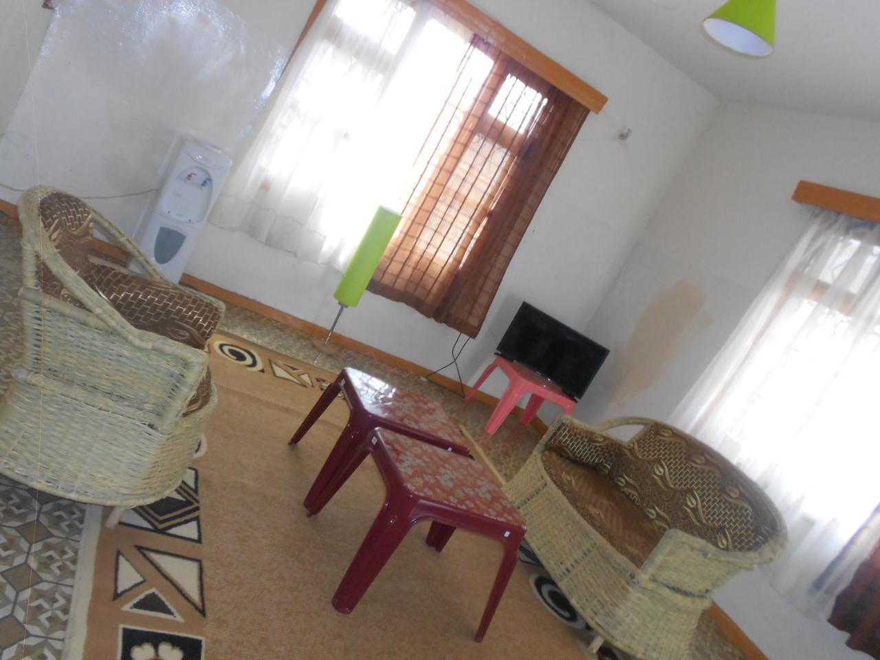 Mountain View Self Catering Guesthouse & Hostel Kisumu Bagian luar foto